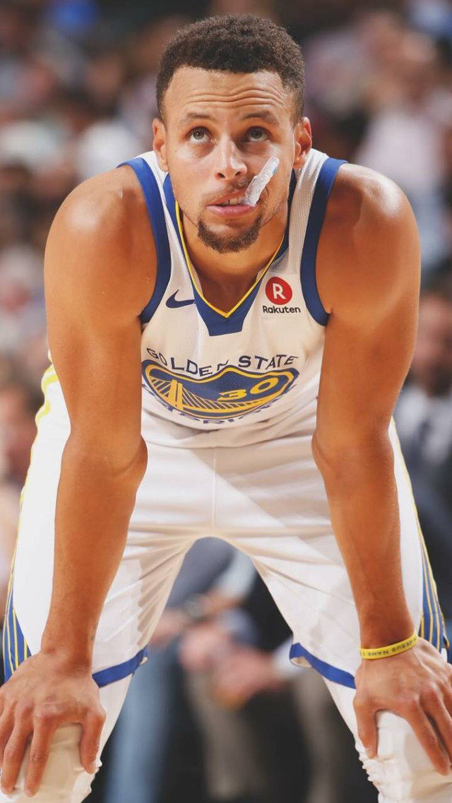 记者：明天青岛西海岸代理主帅毛雷尔携里切利参加赛前发布会（记者：明日青岛西海岸代理主帅毛雷尔将与里切利一同出席赛前发布会）