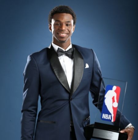 皇马本泽马梅开二度助球队获胜（本泽马双响助皇马取胜）