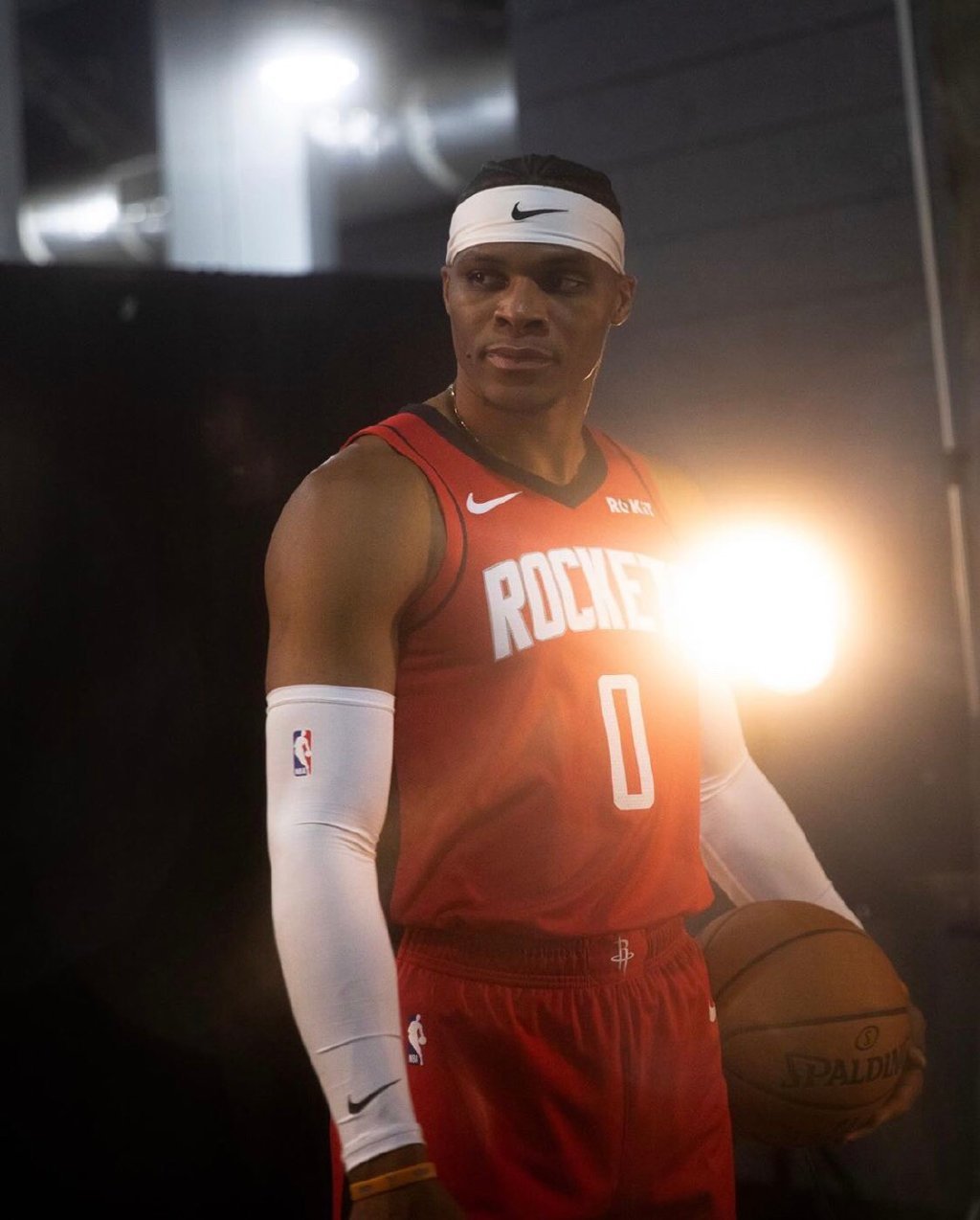 世界杯官方发布直通队伍集结海报：42个国家，同一个梦想（世界杯官宣直通队集结海报：42国同心逐梦）