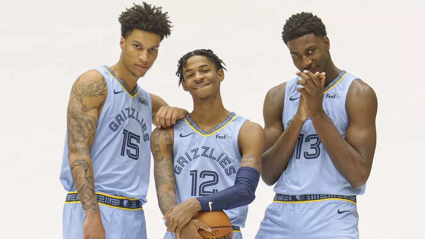 2025中甲乙最佳裁判：李会刚当选中甲金哨，银哨任通（2025赛季中甲乙年度最佳裁判：李会刚加冕中甲金哨，任通获银哨）