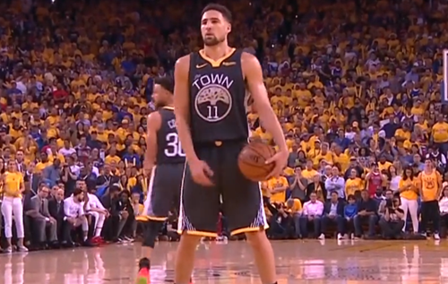 北京市足协贺信：国安用金灿灿的奖杯回应了首都广大球迷的期待（北京足协发贺信：国安以金杯兑现首都球迷的期盼）