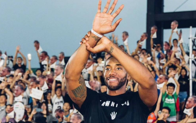 FIFA官方：C罗因直红被禁赛3场，剩余两场被缓期一年执行（FIFA通告：C罗因直红停赛3场，另2场缓期一年执行）